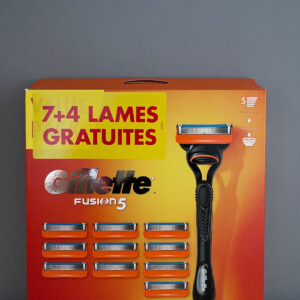 11 Gillette Fusion 5  Rasierklingen +Rasierer  in OVP